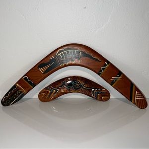 Australian Wood Hand Painted Returning Boomerang & Souvenir